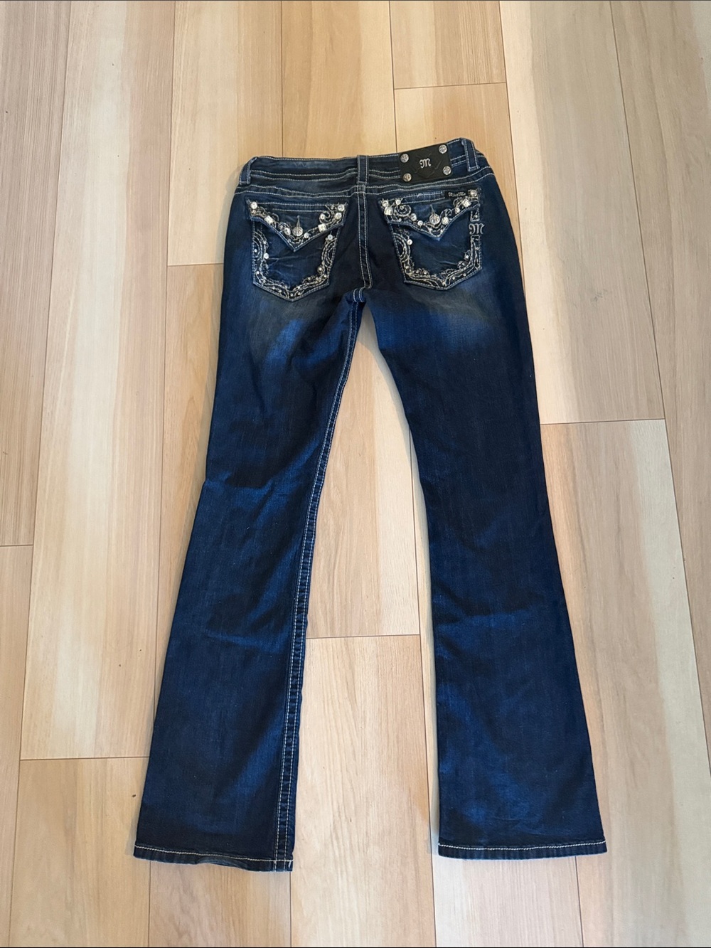 Miss Me jeans Dark Blue Women's Jeans with Decorative Back Pockets